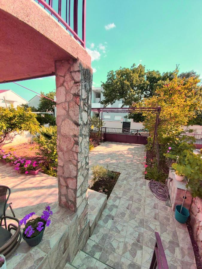 Apartman Arija-Pino Vodice Exterior foto