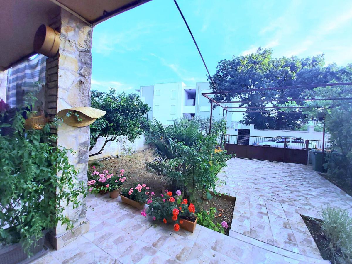 Apartman Arija-Pino Vodice Exterior foto